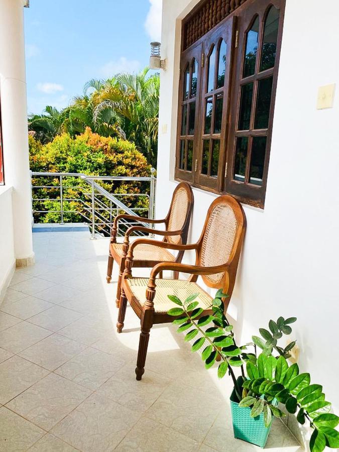 Bay Street Hotel Beruwala Exterior photo